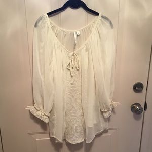 Lauren Conrad cream lace peasant top 2 piece